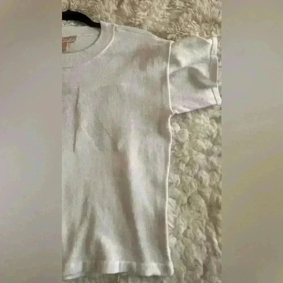 Michael Kors women’s white knit sweater - Picture 8 of 14